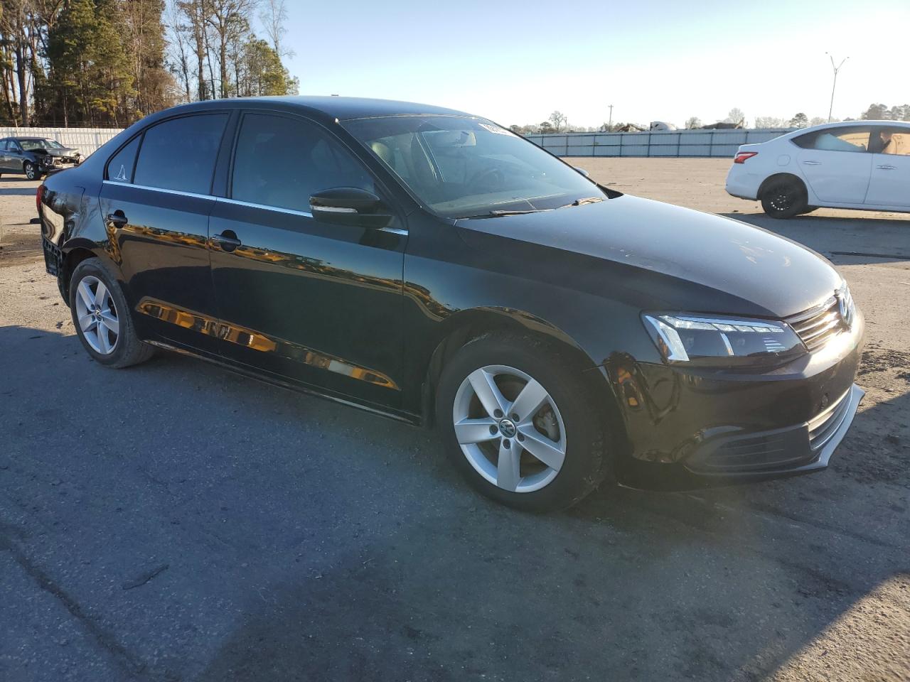 2014 Volkswagen Jetta - Image 4