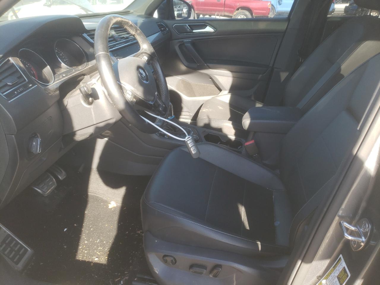 2018 Volkswagen Tiguan - Image 7