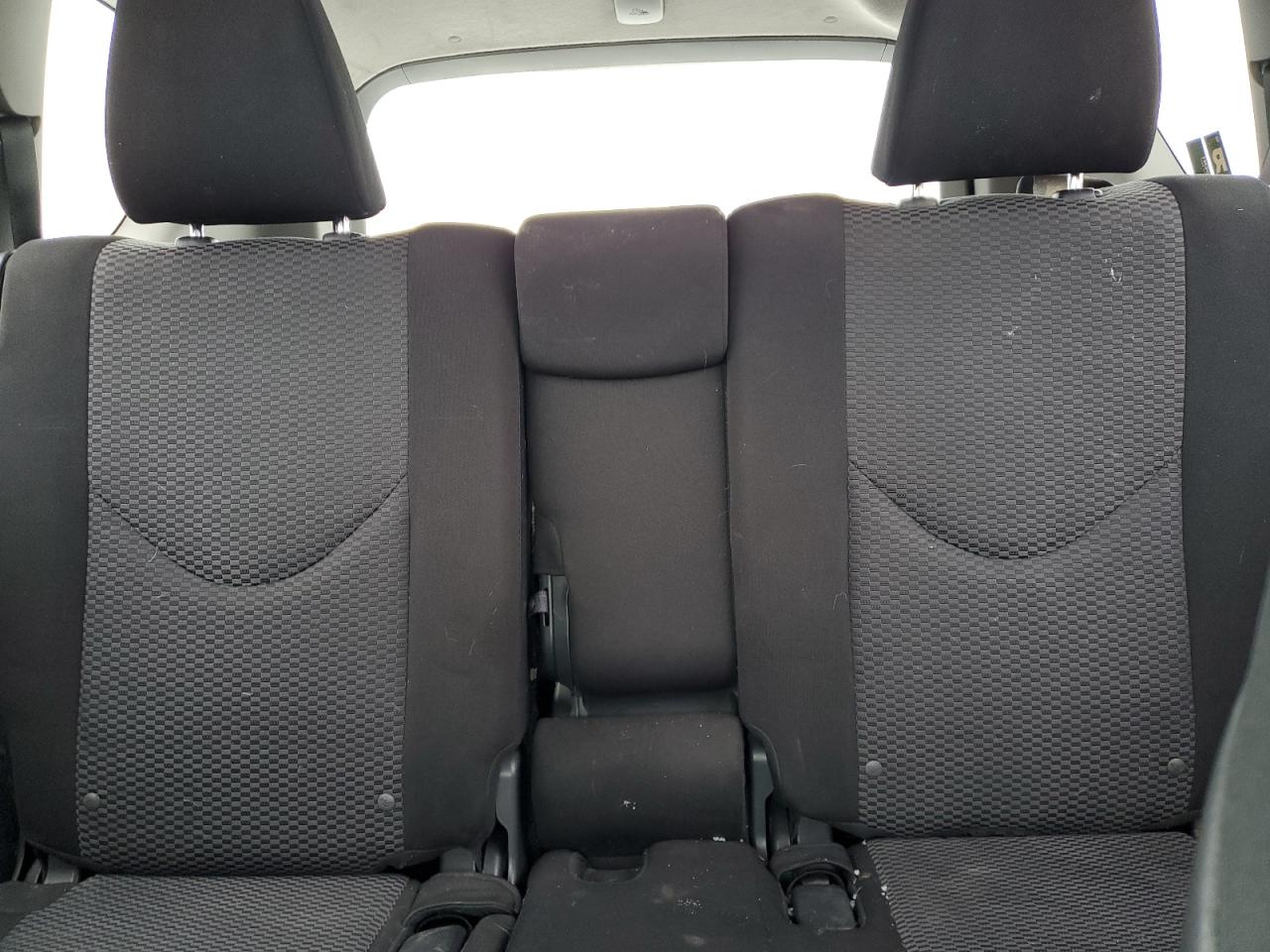 2012 Toyota RAV 4 - Image 10