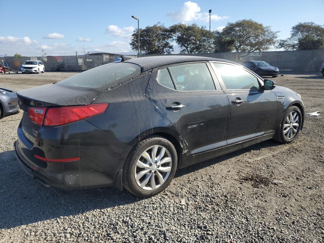 VIN 5XXGN4A72FG461775 2015 KIA OPTIMA no.3