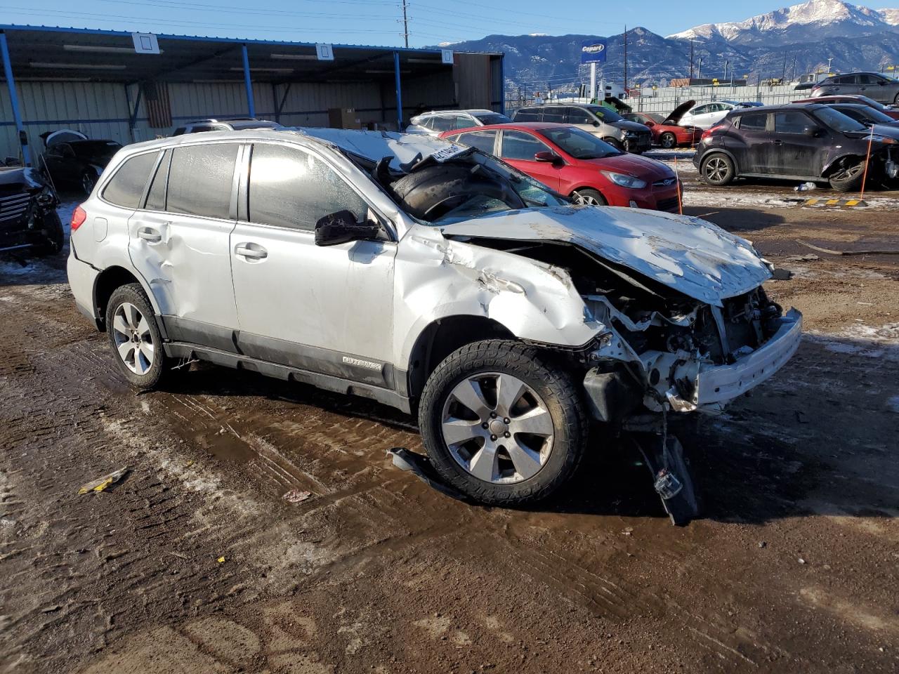 2010 Subaru Outback - Image 4