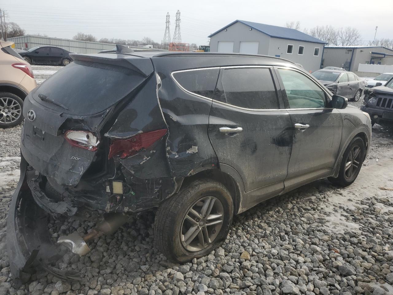 2017 Hyundai Santa Fe - Image 3