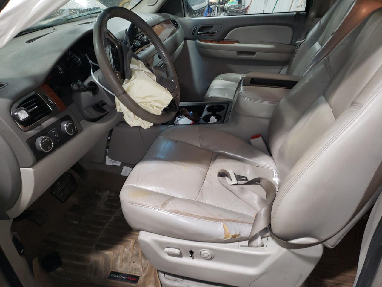 2007 GMC Yukon - Image 7