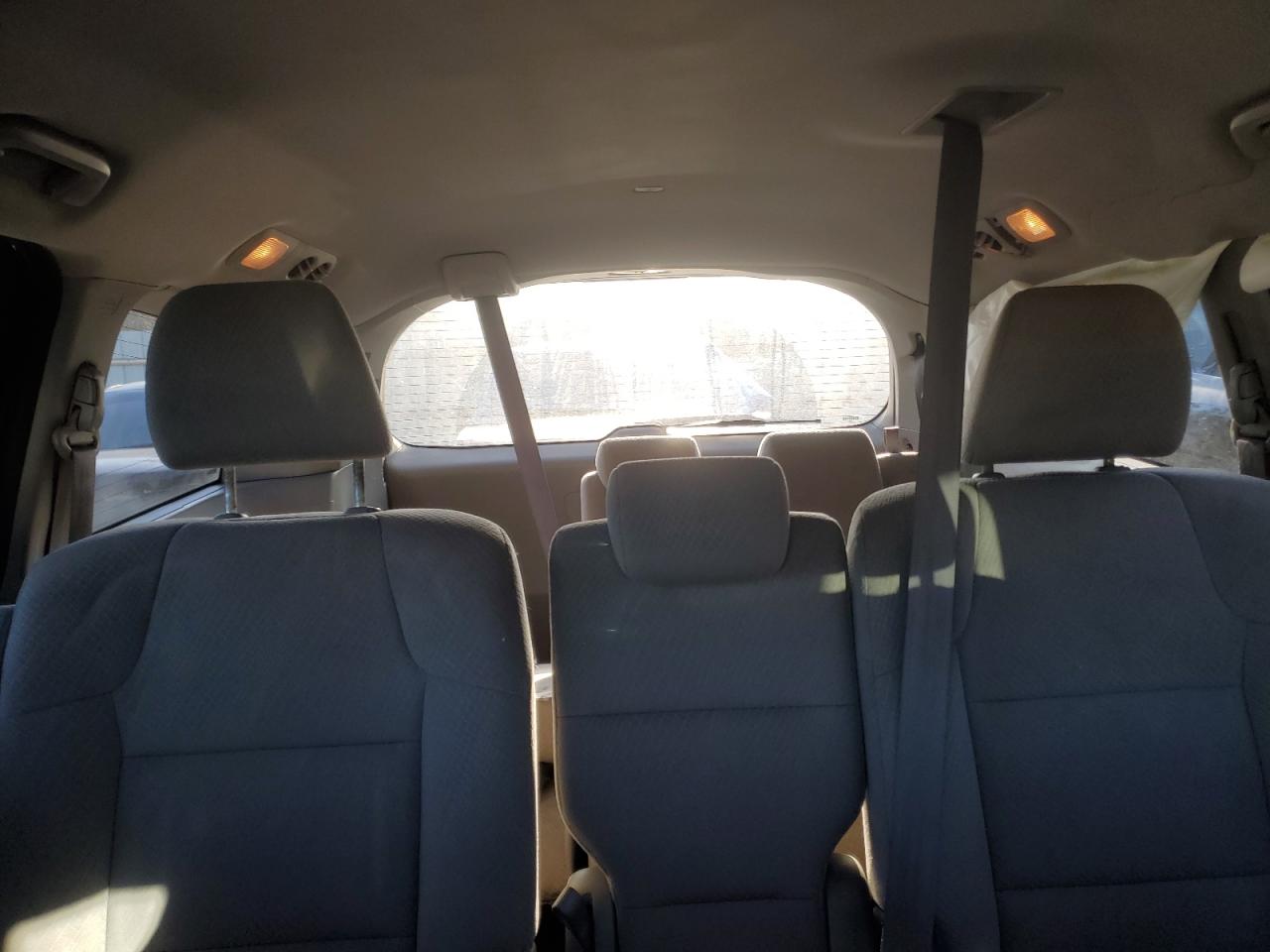 2016 Honda Odyssey - Image 10