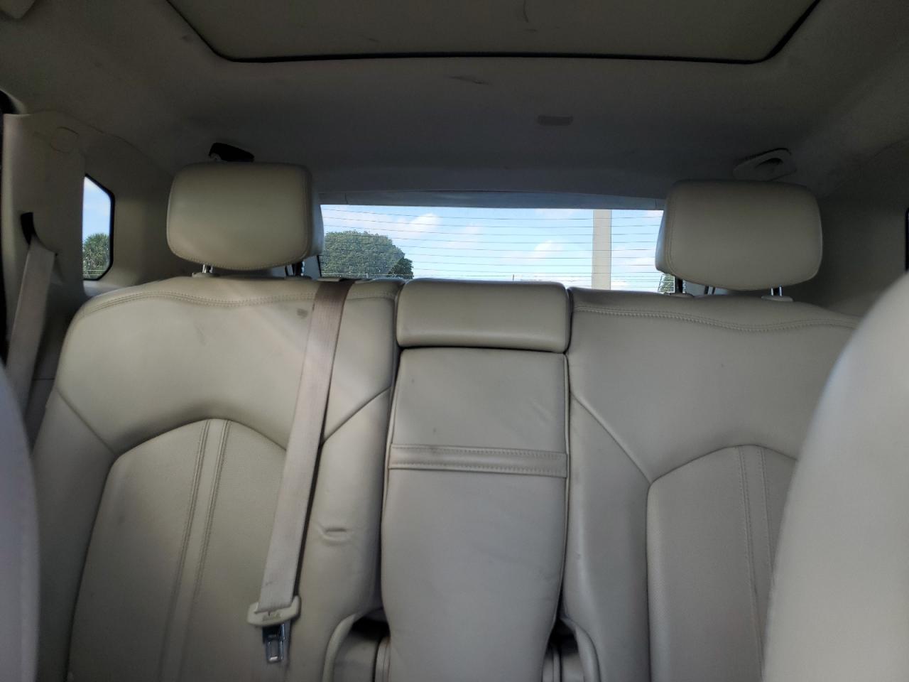2014 Cadillac SRX - Image 10