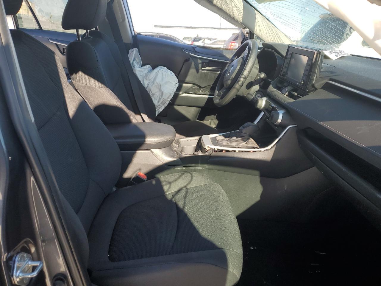2020 Toyota RAV 4 - Image 7
