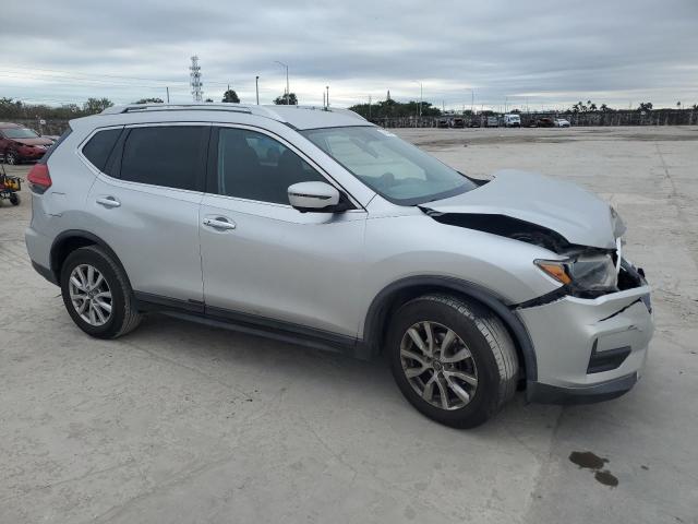  NISSAN ROGUE 2017 Silver