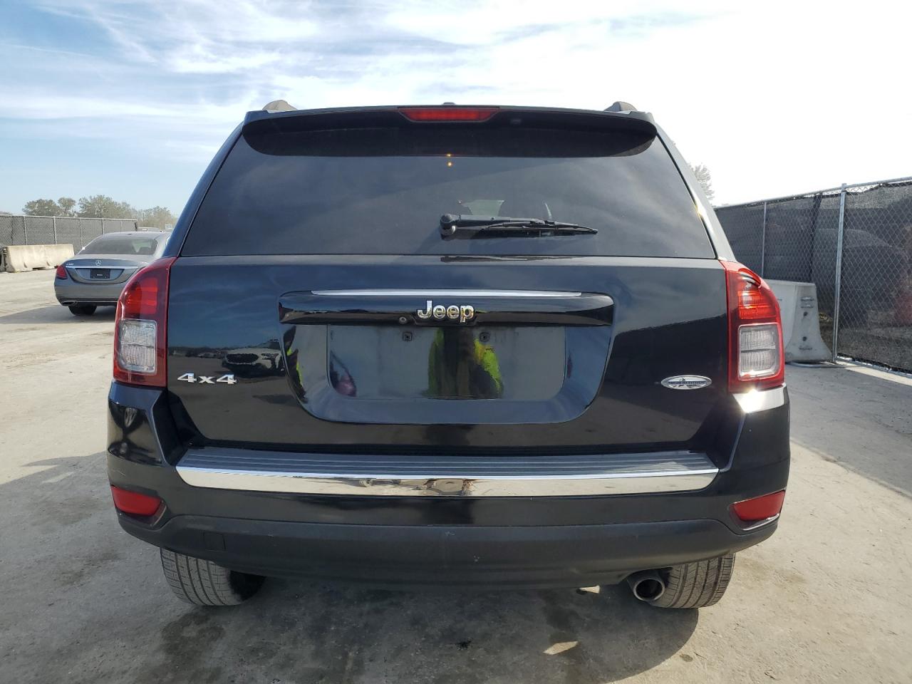 2016 Jeep Compass - Image 6