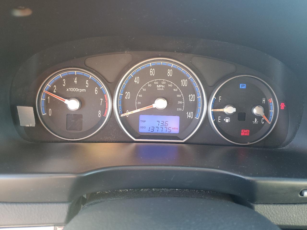 2007 Hyundai Santa Fe - Image 9