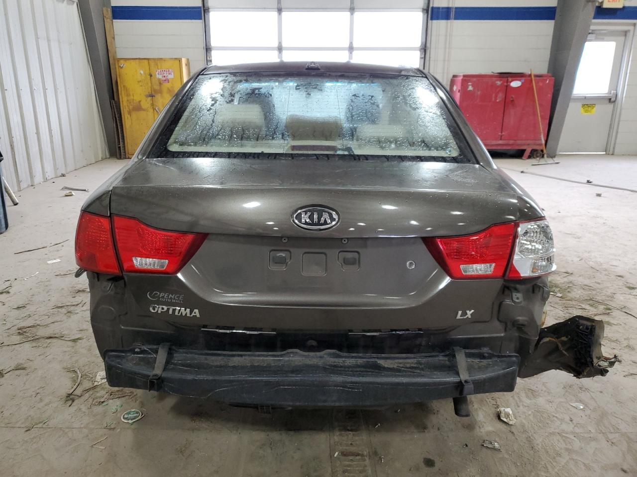 2009 Kia Optima - Image 6