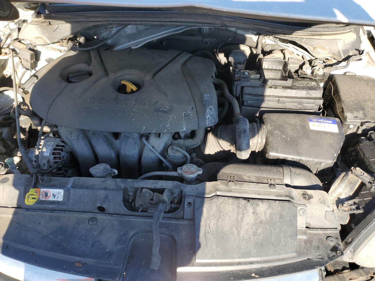 2013 Hyundai Elantra - Image 11