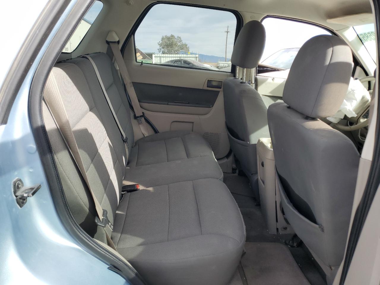 2009 Ford Escape - Image 12