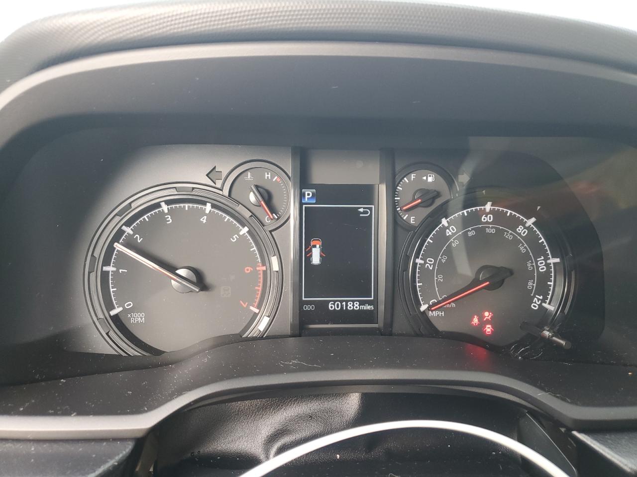 2020 Toyota 4Runner - Image 9