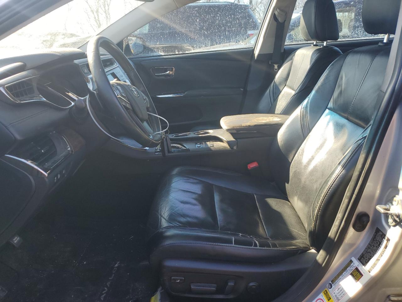 2014 Toyota Avalon - Image 7