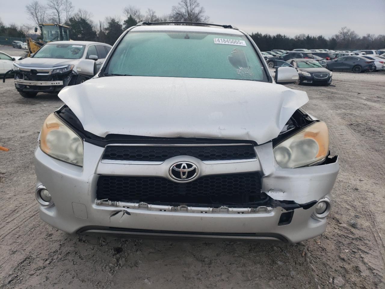 2010 Toyota RAV 4 - Image 5