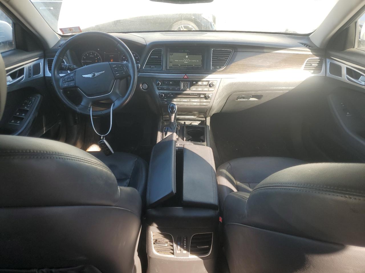 2017 Genesis G80 - Image 8