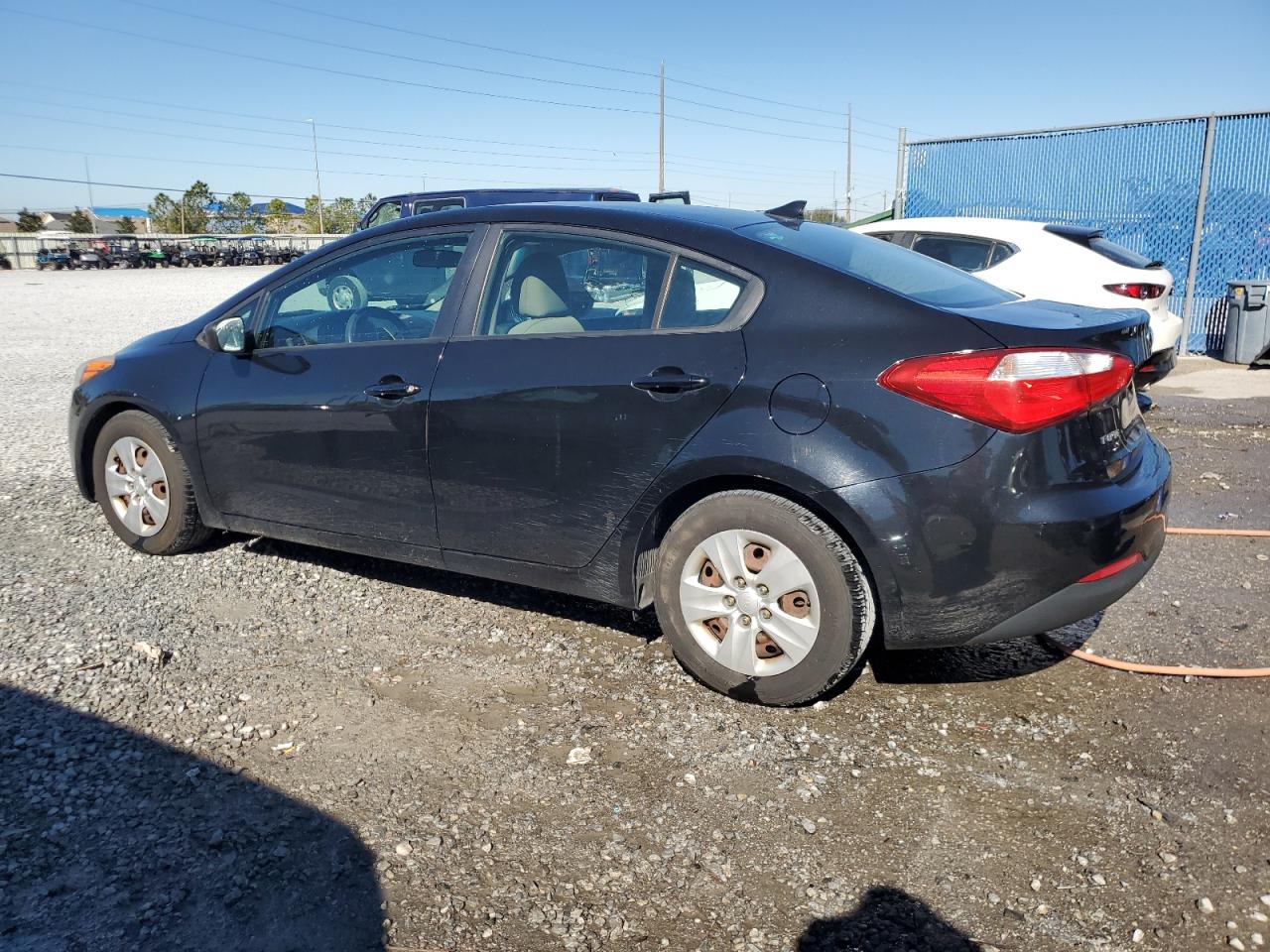 VIN KNAFK4A64F5273014 2015 KIA FORTE no.2