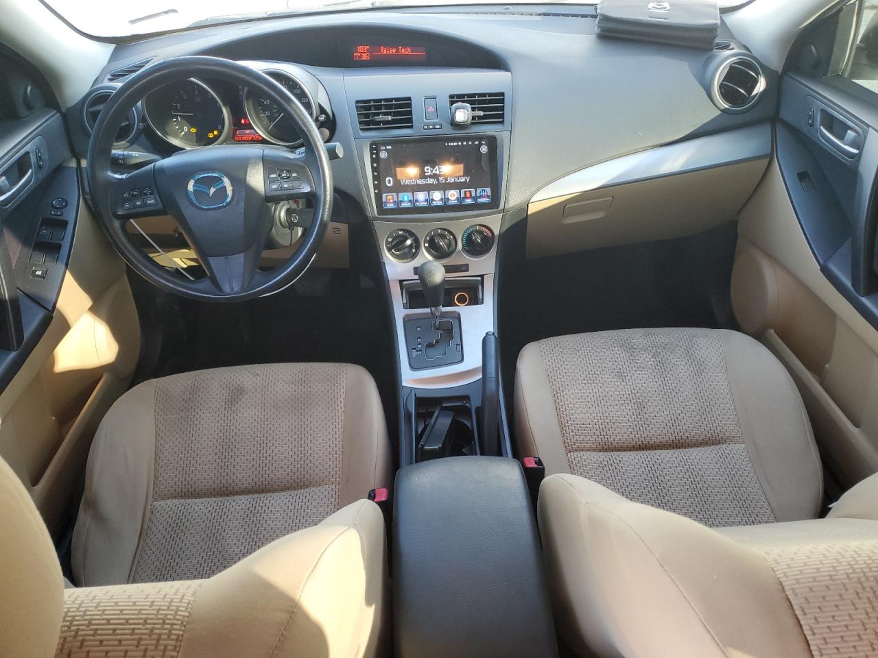 2010 Mazda 3 - Image 8