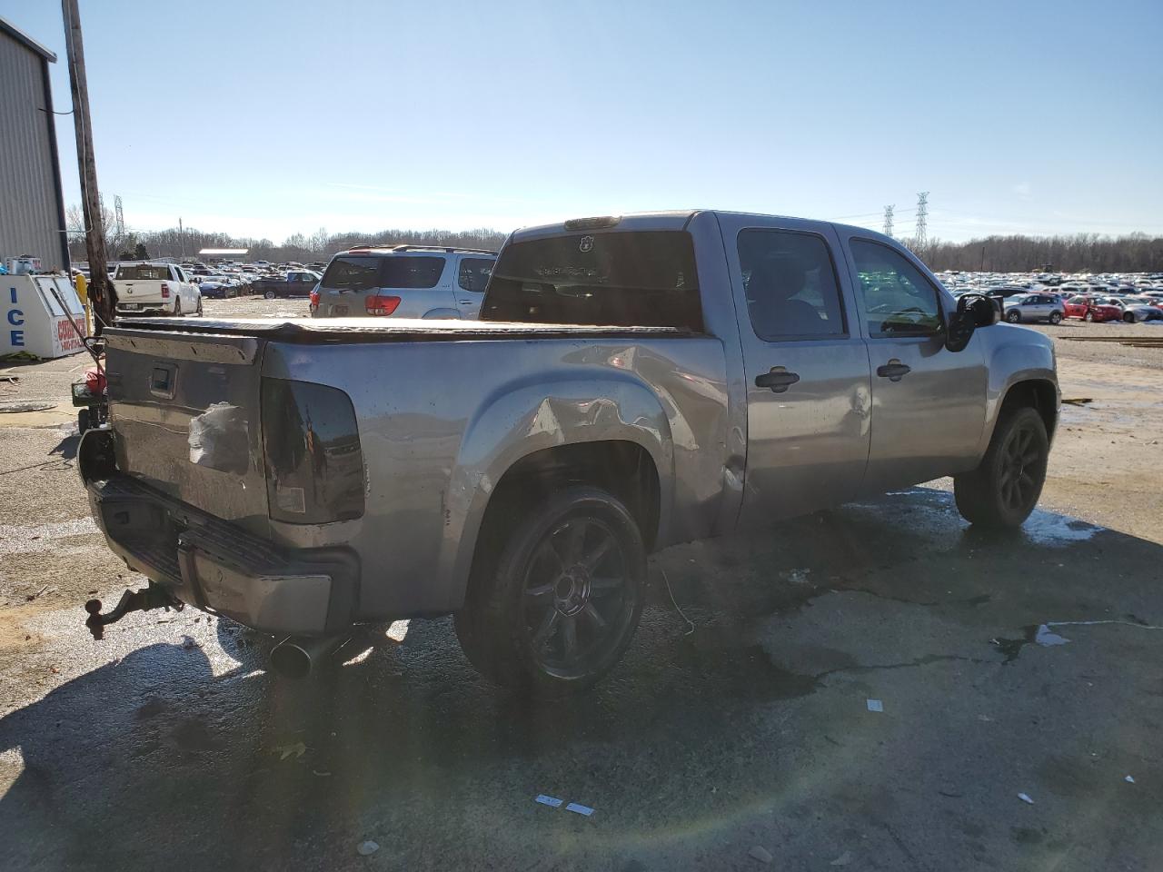2012 GMC Sierra - Image 3