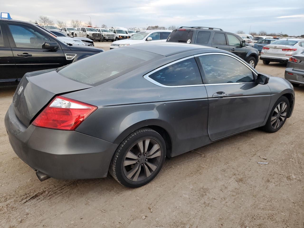 2010 Honda Accord - Image 3