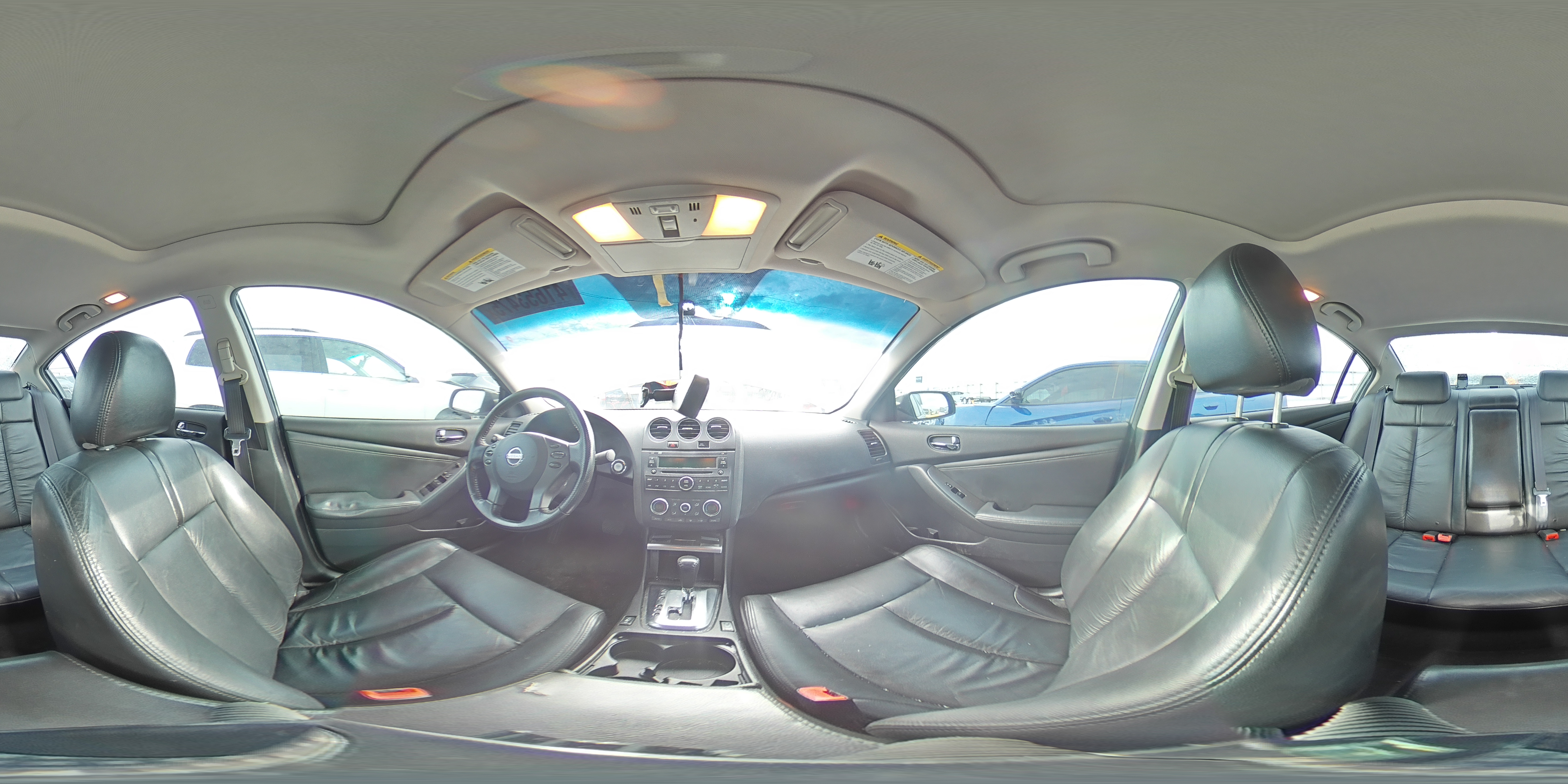 2010 Nissan Altima - Image 13