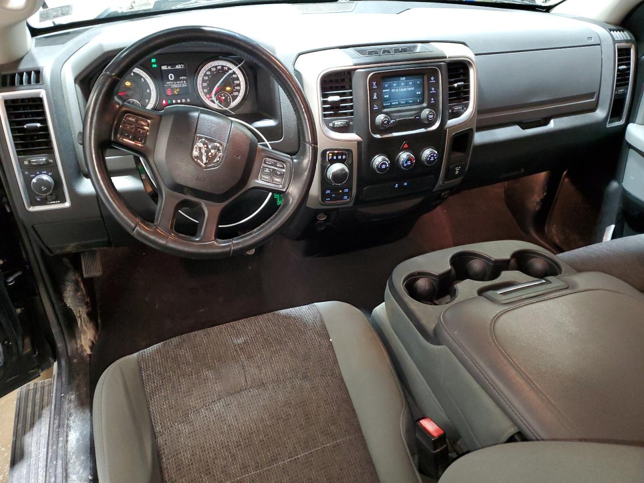 2015 RAM 1500 - Image 8