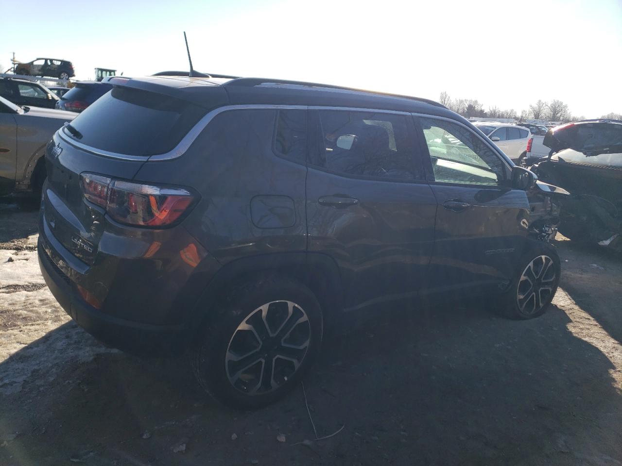 2022 Jeep Compass - Image 3