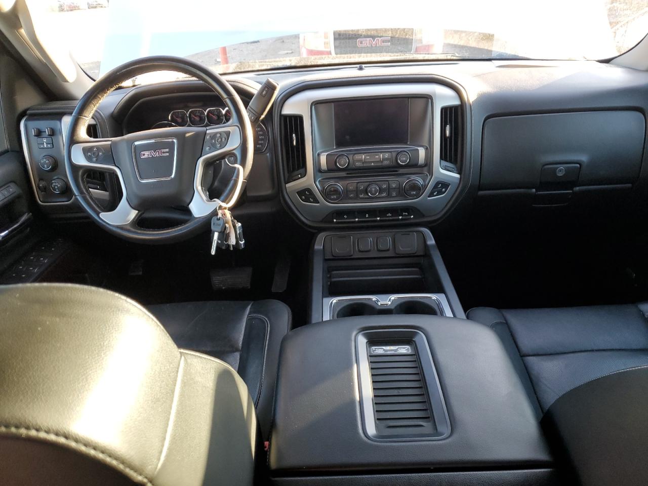 2016 GMC Sierra - Image 8