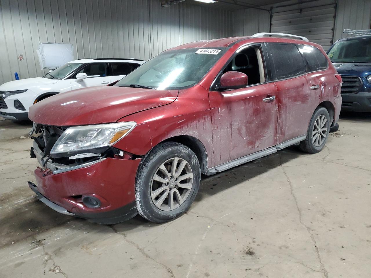 2016 Nissan Pathfinder S for Sale in Franklin, WI - Front End