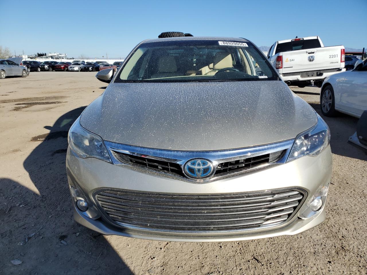 2014 Toyota Avalon - Image 5