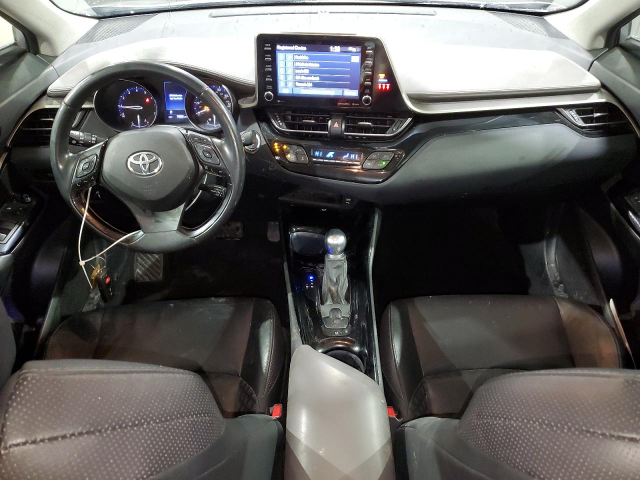 2020 Toyota C-HR - Image 8