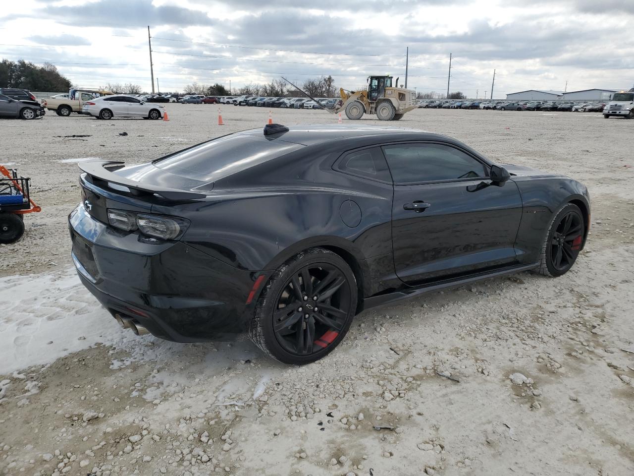 2023 Chevrolet Camaro - Image 3