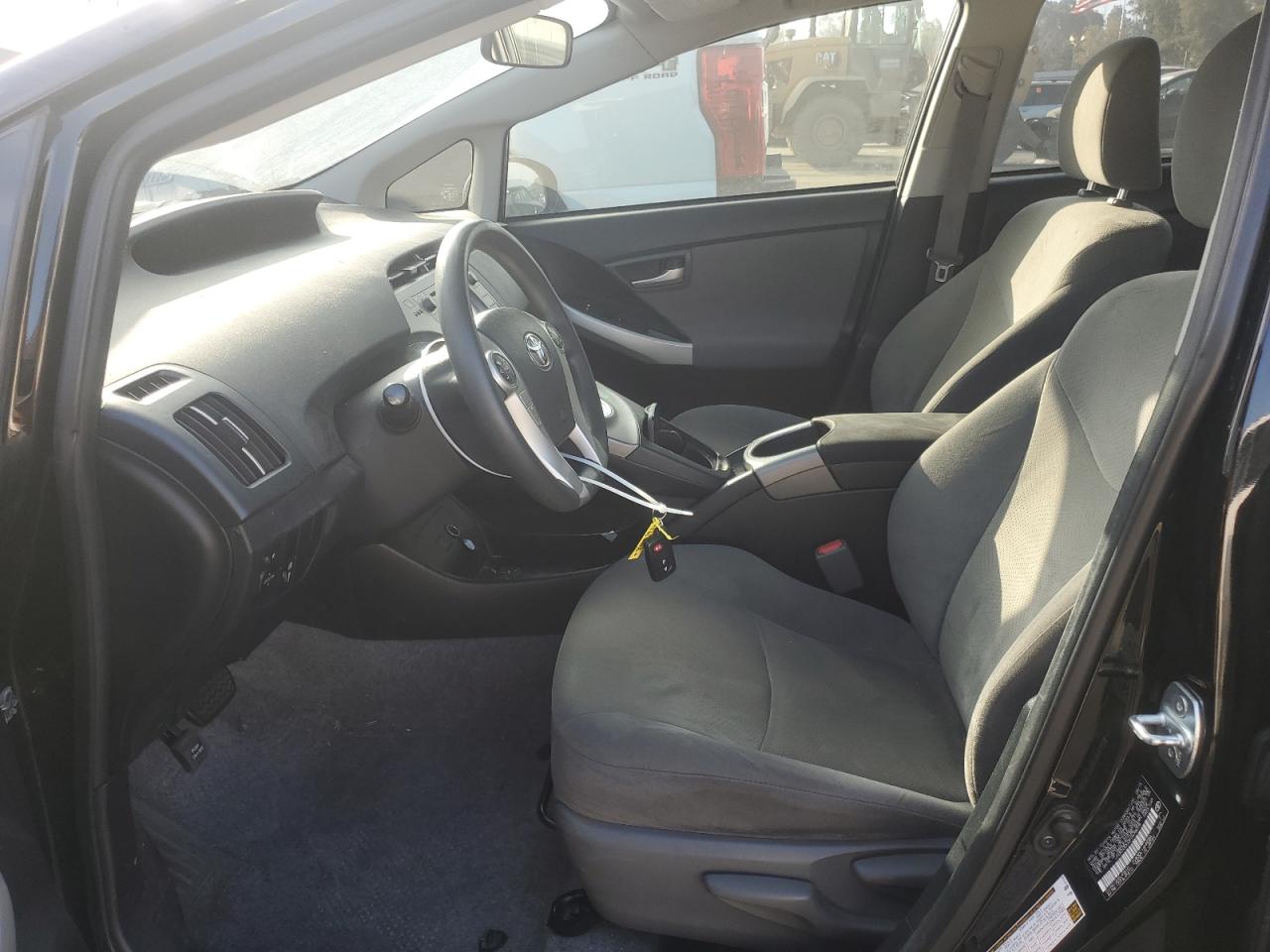 2015 Toyota Prius - Image 7