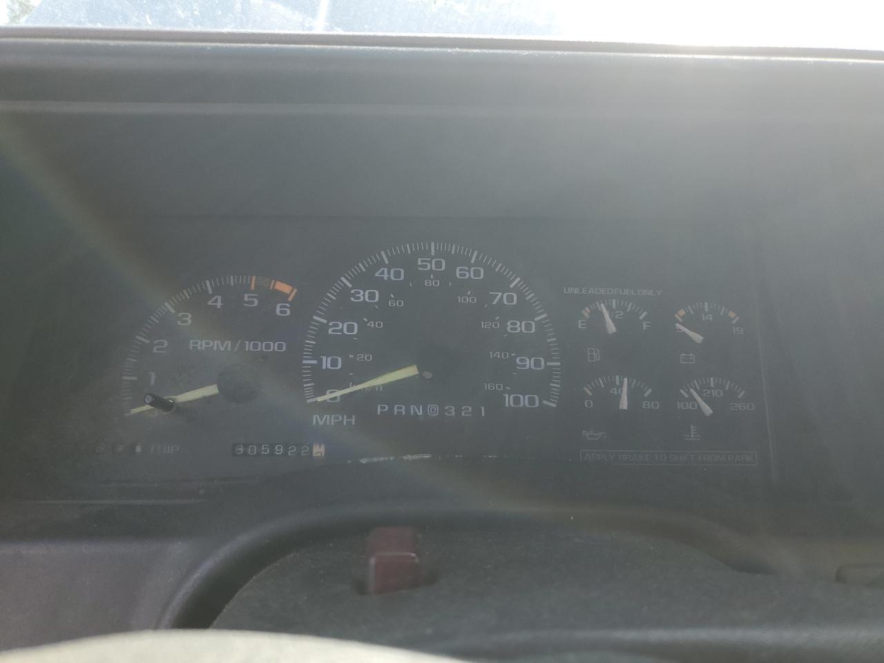 1996 Chevrolet GMT-400 - Image 9