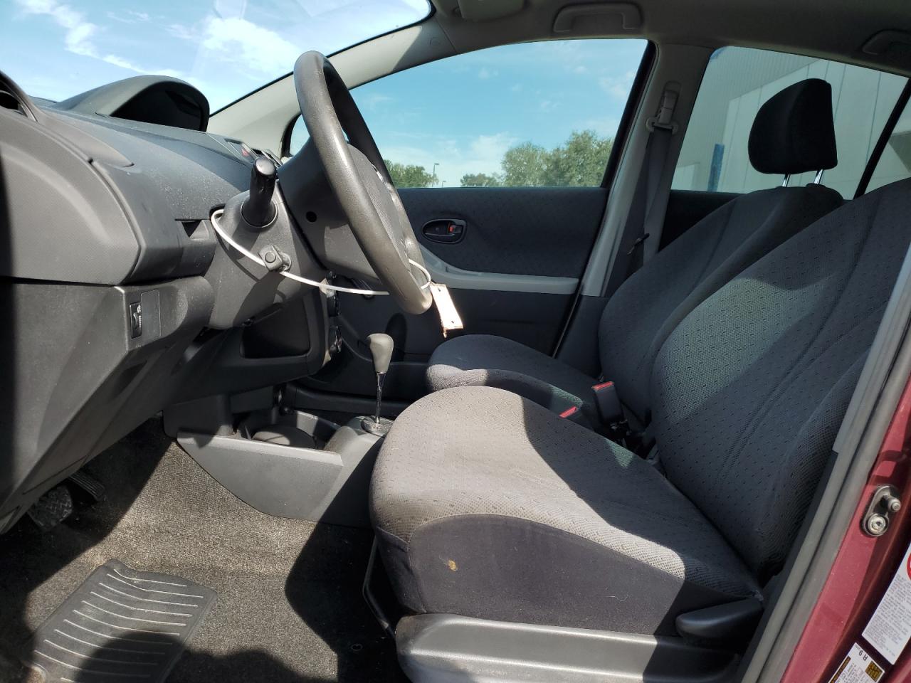 2009 Toyota Yaris - Image 7