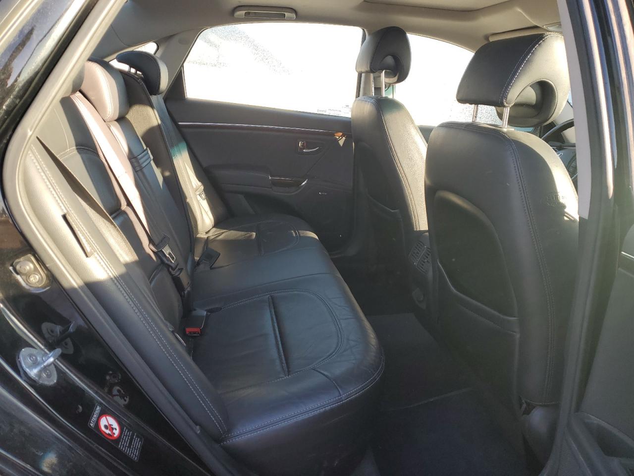 2011 Hyundai Azera - Image 10