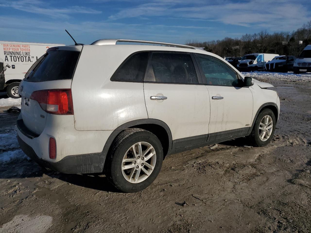 2015 Kia Sorento - Image 3