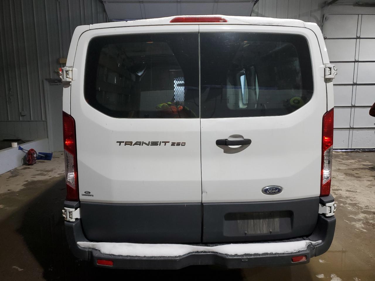 VIN 1FTNR1ZM3FKA47379 2015 FORD TRANSIT no.6