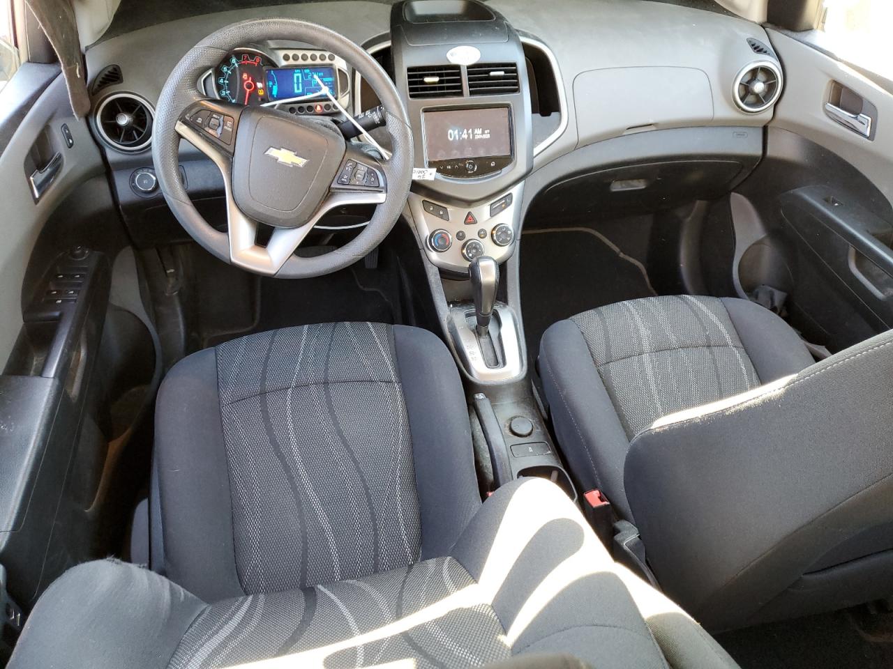 2016 Chevrolet Sonic - Image 8