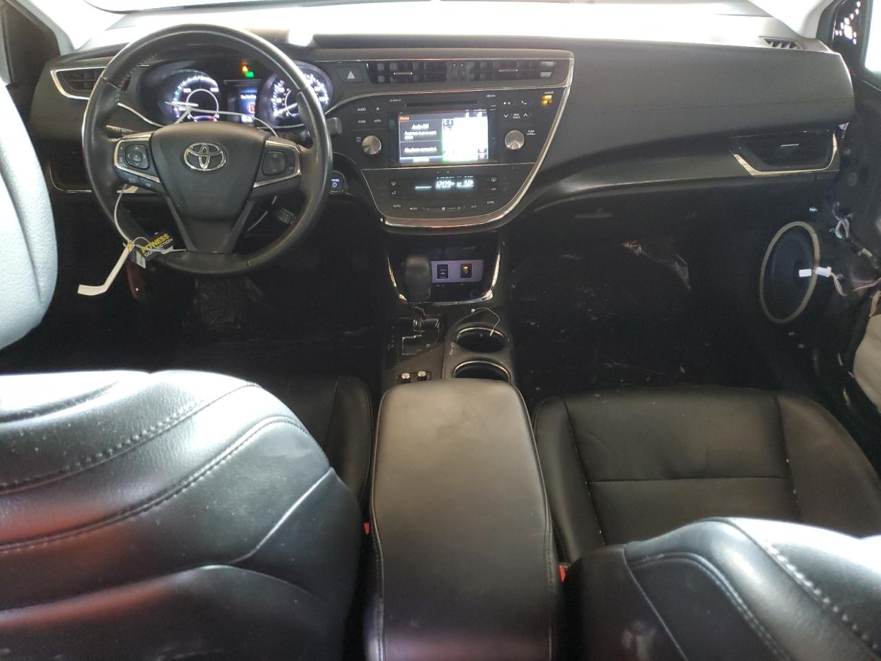2016 Toyota Avalon - Image 8