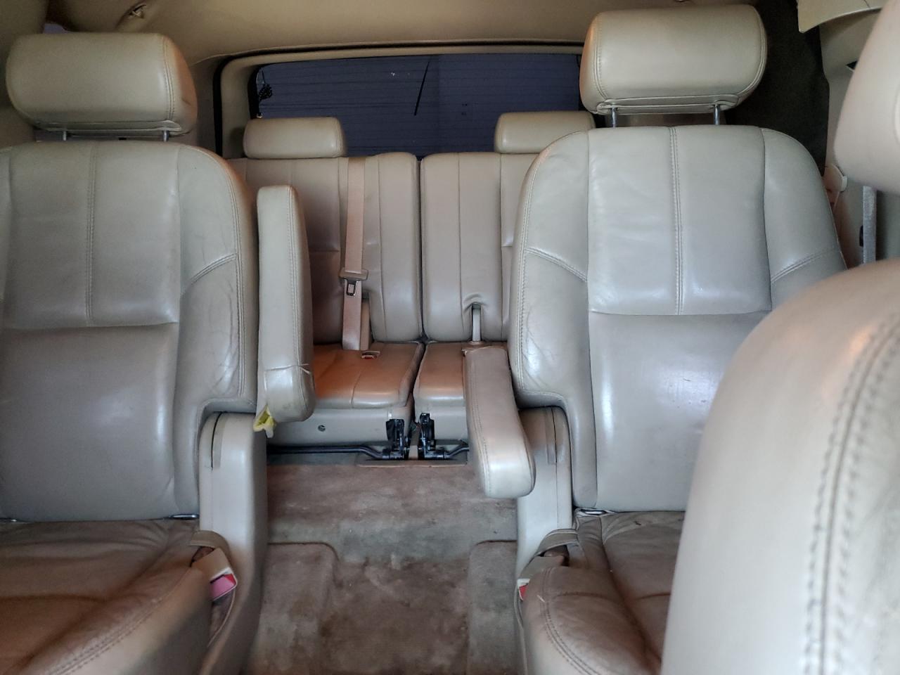 2007 GMC Yukon - Image 10