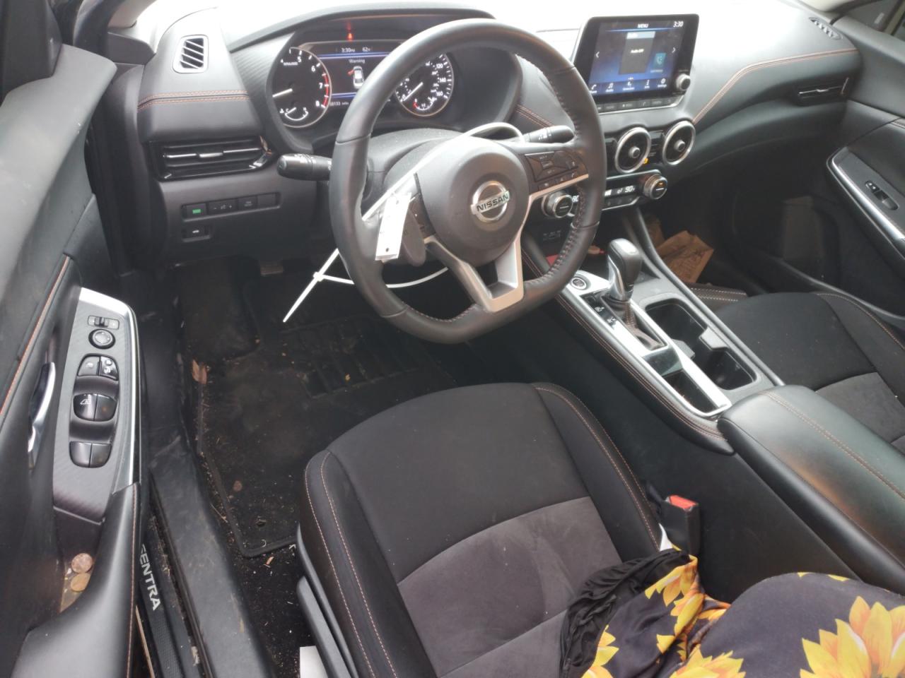 2022 Nissan Sentra - Image 8
