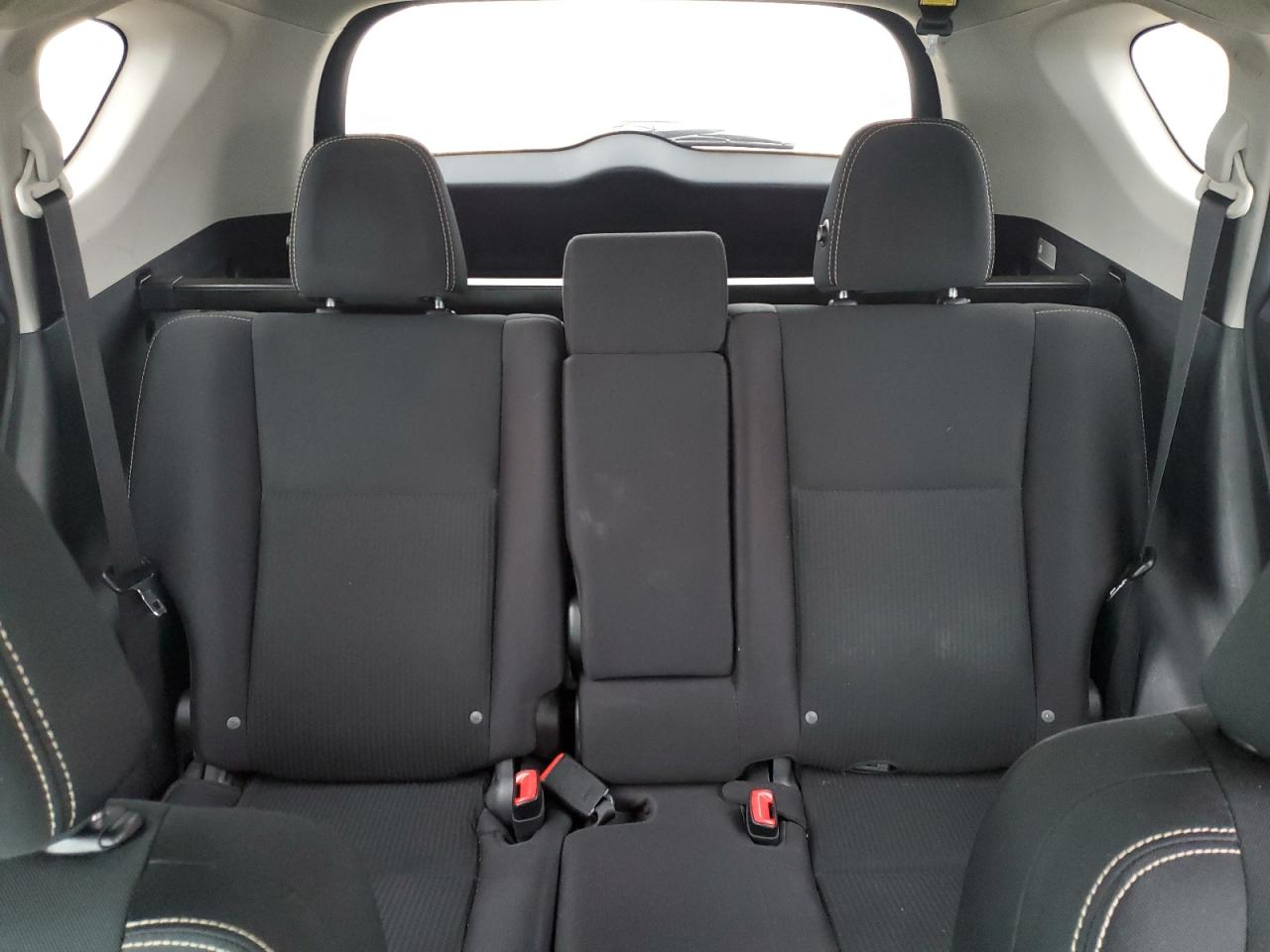 2014 Toyota RAV 4 - Image 10