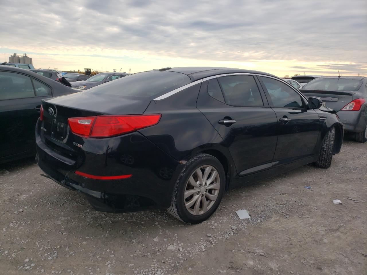 VIN 5XXGN4A75EG274867 2014 KIA OPTIMA no.3