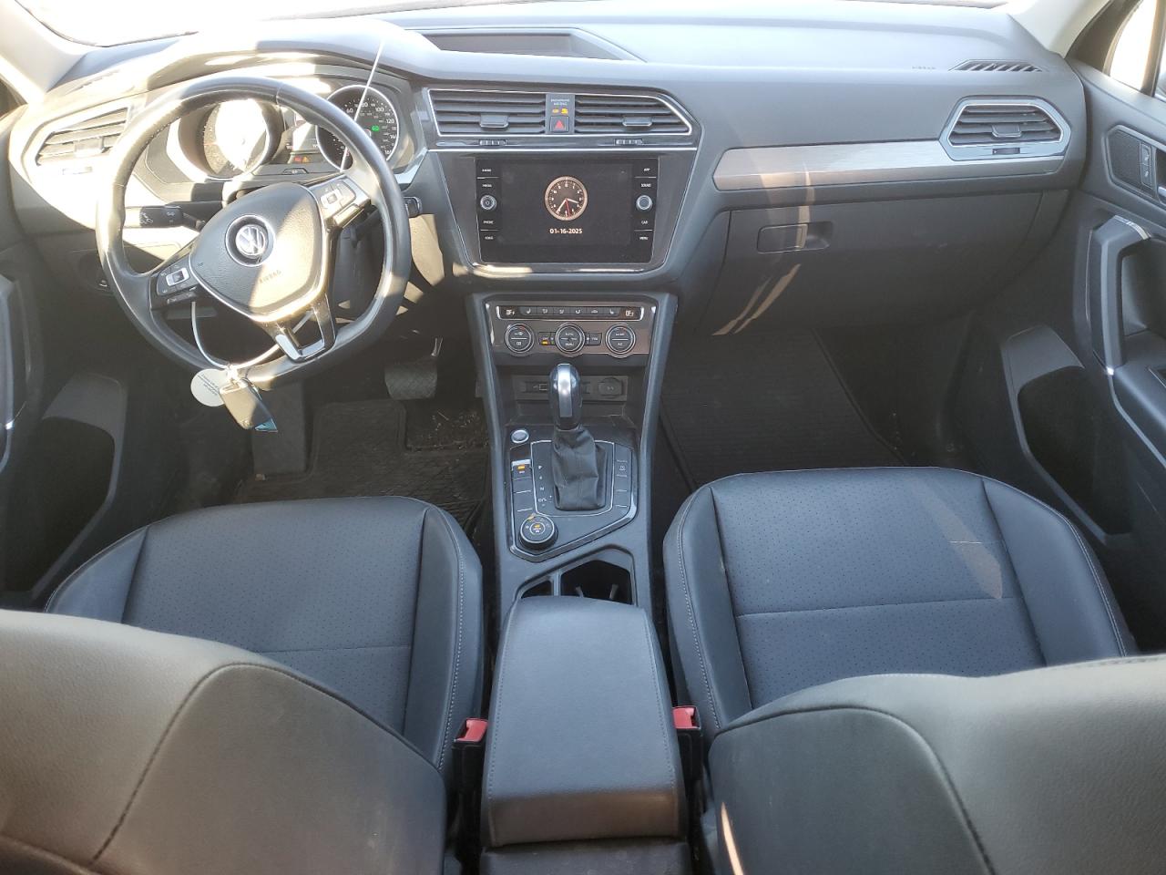 2020 Volkswagen Tiguan - Image 8