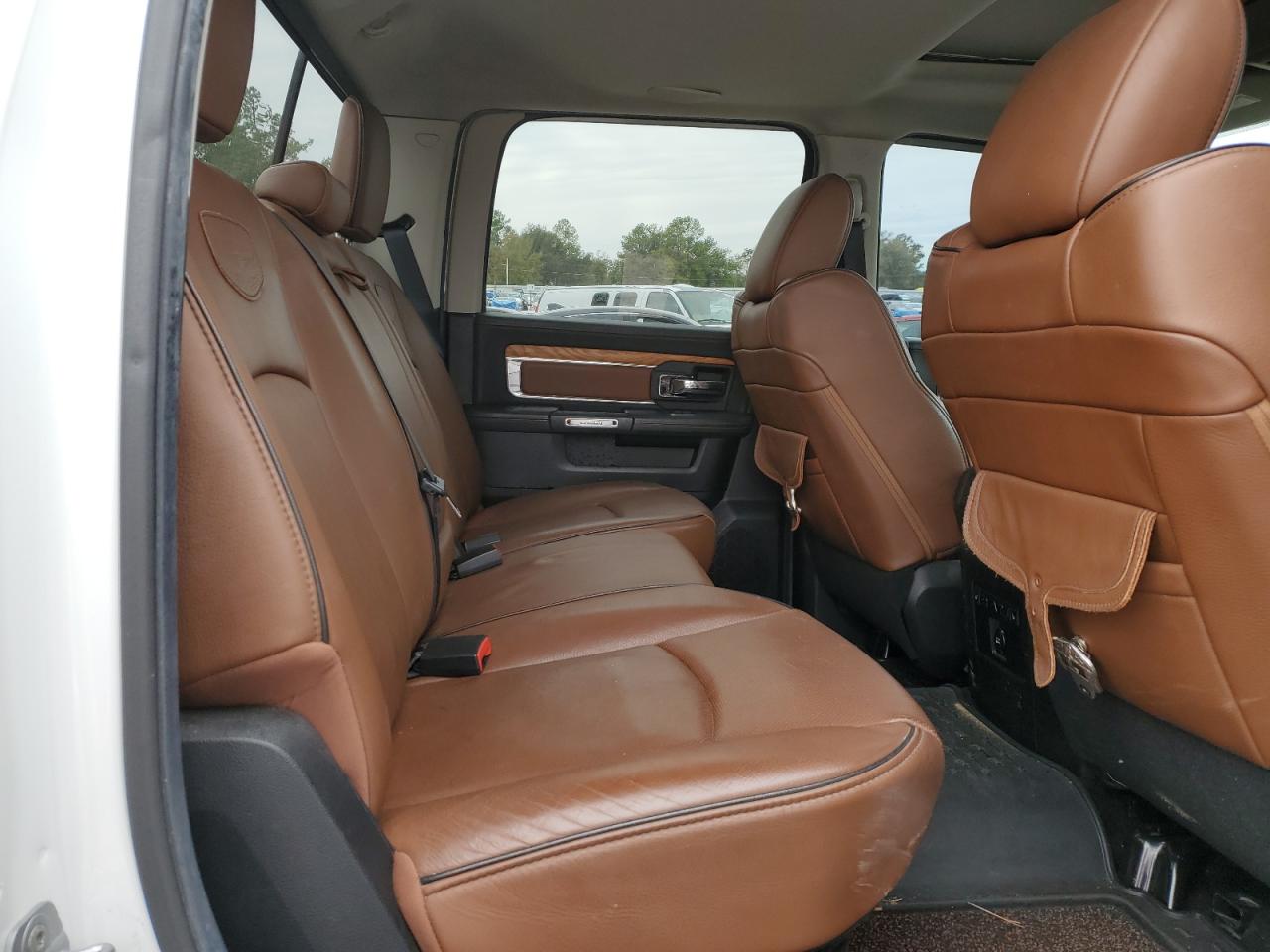2014 RAM 2500 - Image 10