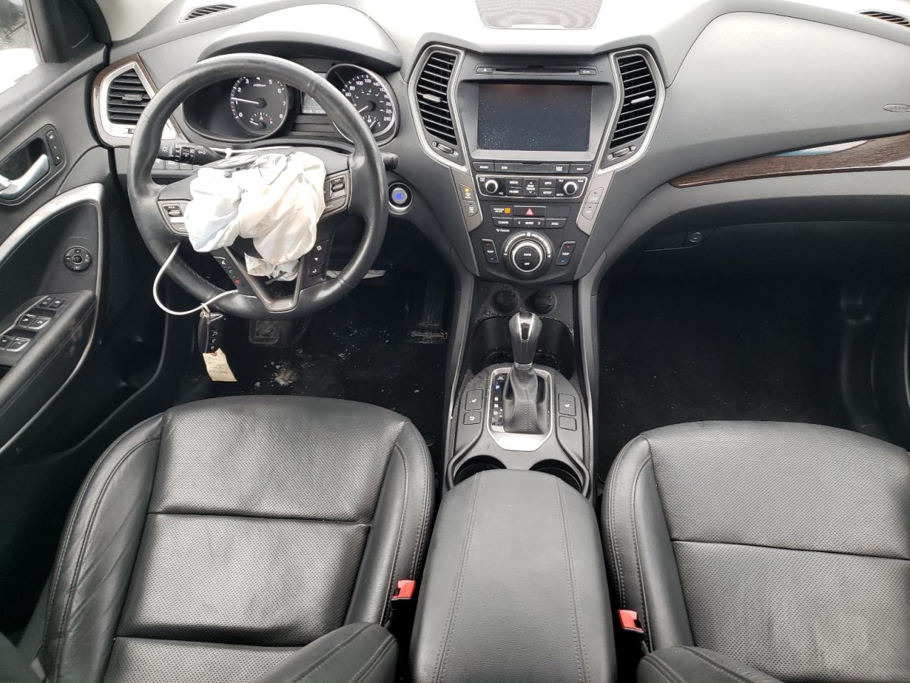 2018 Hyundai Santa Fe - Image 8