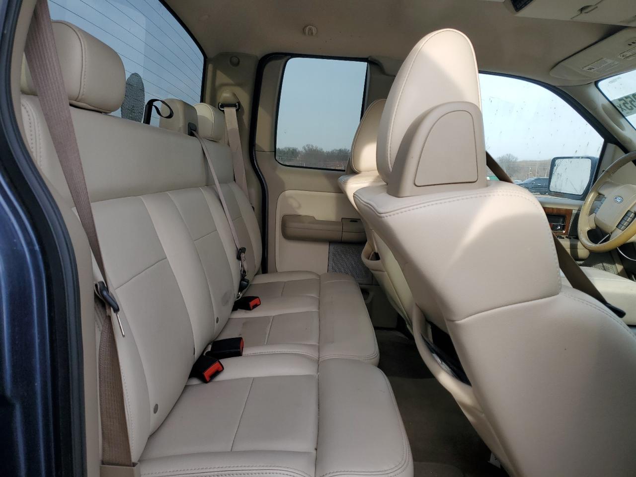 2004 Ford F-150 - Image 10