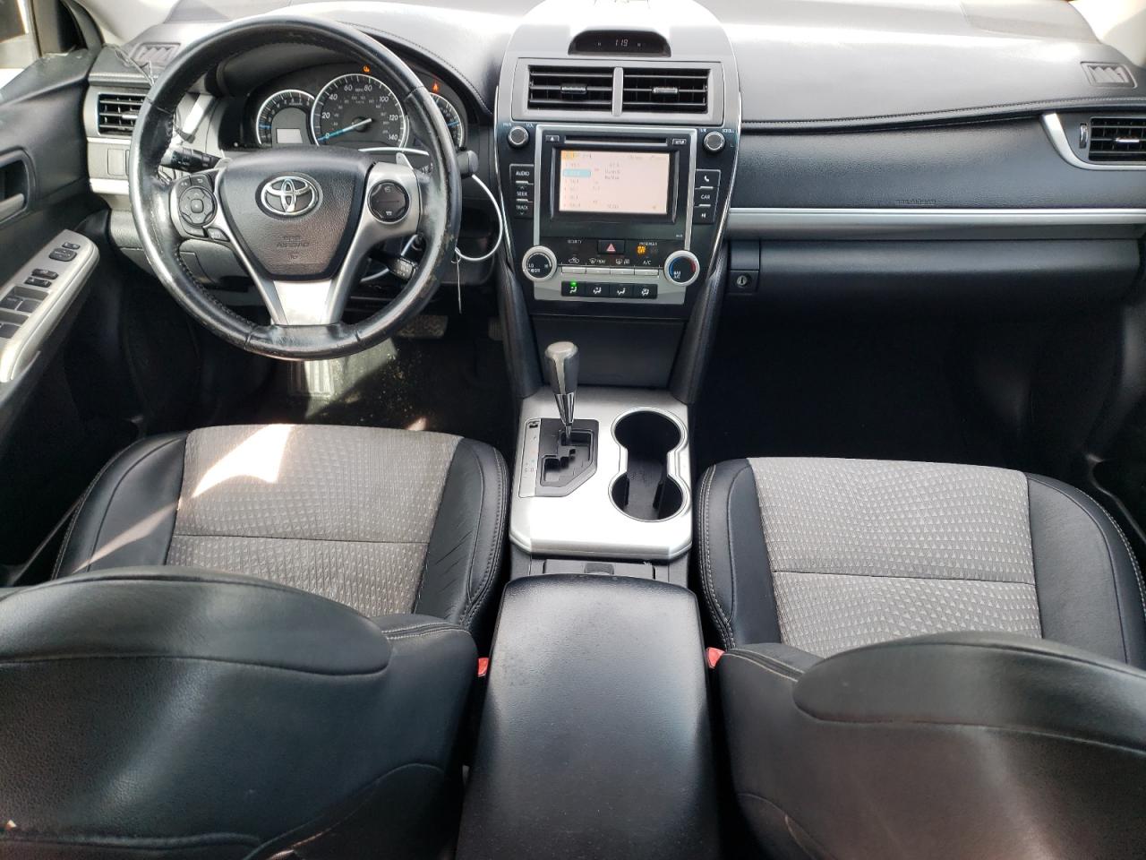 2013 Toyota Camry - Image 8