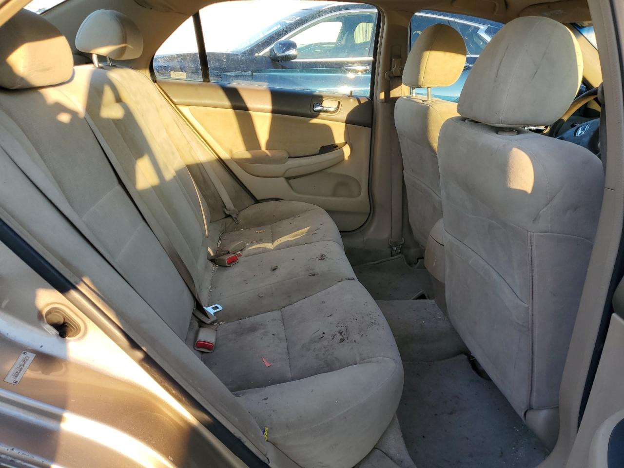 2003 Honda Accord - Image 10